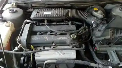 Sloopvoertuig ford mondeo berlina (gd) ghia van het jaar 1999 aangedreven rkf
