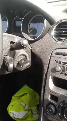 Verschrottungsfahrzeug peugeot 308 i (4a_, 4c_) 1.6 hdi des jahres 2011 angetrieben 9hr