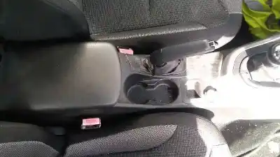 Verschrottungsfahrzeug peugeot 308 i (4a_, 4c_) 1.6 hdi des jahres 2011 angetrieben 9hr