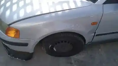 Veículo de Sucata volkswagen passat berlina (3b2) berlina do ano 1997 alimentado adr