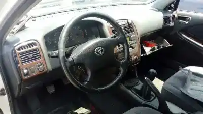 Утилизация автомобиля toyota avensis berlina (t25) 1.8 sol sedán года 2001 питание 1zz-fe