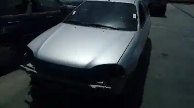 Veículo de Sucata TOYOTA                                             AVENSIS BERLINA (T25)                                                                                                                                                                                                                                      1.8 Sol Sedán                                                                                                                                                                                                                                              do ano 2001 alimentado 1ZZ-FE