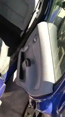Здавання транспортного засобу citroen c3 1.4 hdi (68 cv) 1.4 hdi року 2003 потужний 8hx