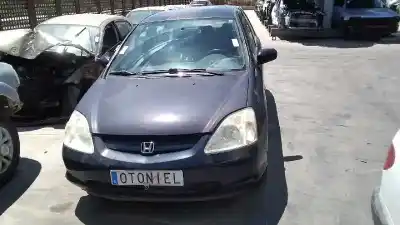 Veicolo di demolizione HONDA CIVIC BERLINA 5 (EU7/8) 1.6i ES dell'anno 2001 alimentato D16V1