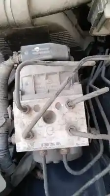 Veicolo di demolizione honda civic berlina 5 (eu7/8) 1.6i es dell'anno 2001 alimentato d16v1