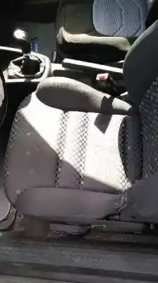 Здавання транспортного засобу audi a3 (8l) 1.8 20v turbo року 1997 потужний agu