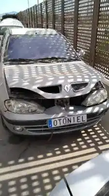 Здавання транспортного засобу RENAULT MEGANE I FASE 2 BERLINA (BA0) 1.9 dCi Diesel CAT 102 CV / 75 KW року 2002 потужний F9Q K7