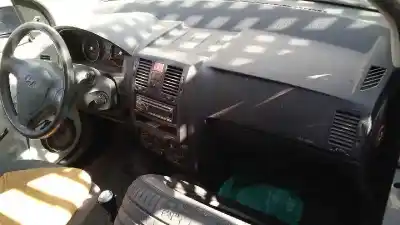 Здавання транспортного засобу hyundai getz (tb) 1.1 básico року 2004 потужний g4hd