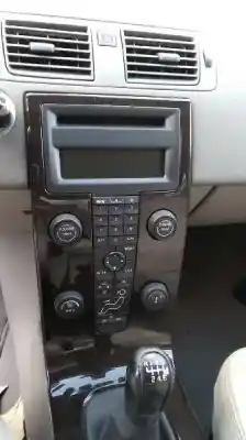 Veículo de Sucata volvo s40 berlina 2.0 diesel cat do ano 2004 alimentado d4204t