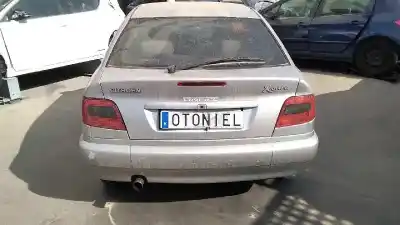 Veicolo di demolizione citroen xsara berlina 1.9td attraction dell'anno 2000 alimentato dhy