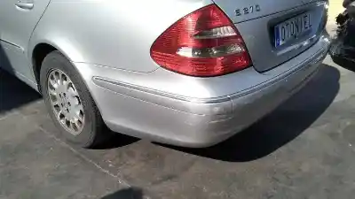Veículo de Sucata mercedes-benz clase e (w211) berlina e 270 cdi (211.016) do ano 2003 alimentado 647961