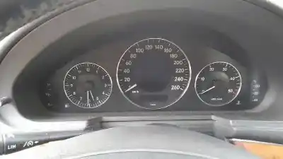 Veículo de Sucata mercedes-benz clase e (w211) berlina e 270 cdi (211.016) do ano 2003 alimentado 647961