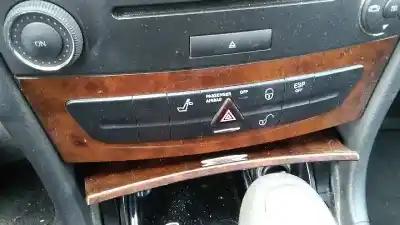 Veículo de Sucata mercedes-benz clase e (w211) berlina e 270 cdi (211.016) do ano 2003 alimentado 647961
