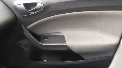 Verschrottungsfahrzeug seat ibiza (6j5) reference des jahres 2012 angetrieben cay