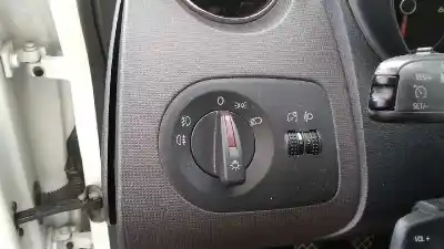 Verschrottungsfahrzeug seat ibiza (6j5) reference des jahres 2012 angetrieben cay