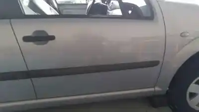 Veículo de Sucata citroen c3 1.4 hdi exclusive do ano 2002 alimentado 8hx