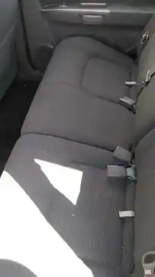 Véhicule à la ferraille kia carens 2.0 crdi ex monovolumen de l'année 2005 alimenté d4ea