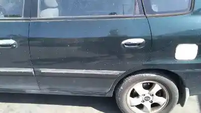 Véhicule à la ferraille kia carens 2.0 crdi ex monovolumen de l'année 2005 alimenté d4ea
