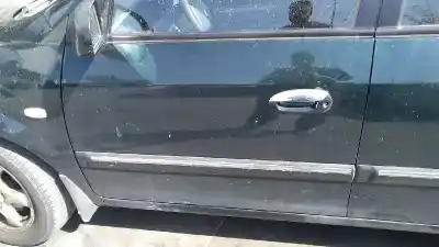 Véhicule à la ferraille kia carens 2.0 crdi ex monovolumen de l'année 2005 alimenté d4ea