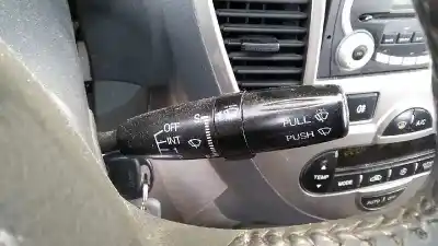 Véhicule à la ferraille kia carens 2.0 crdi ex monovolumen de l'année 2005 alimenté d4ea