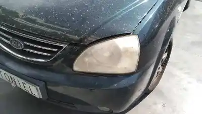 Véhicule à la ferraille kia carens 2.0 crdi ex monovolumen de l'année 2005 alimenté d4ea