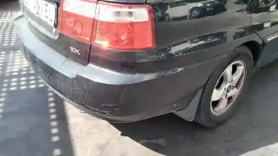 Véhicule à la ferraille kia carens 2.0 crdi ex monovolumen de l'année 2005 alimenté d4ea