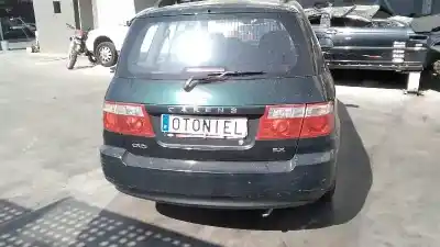 Véhicule à la ferraille kia carens 2.0 crdi ex monovolumen de l'année 2005 alimenté d4ea