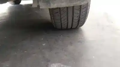 Véhicule à la ferraille kia carens 2.0 crdi ex monovolumen de l'année 2005 alimenté d4ea
