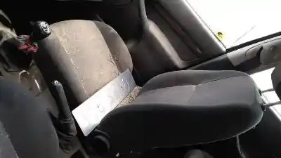 Veículo de Sucata ford focus berlina (cak) ghia do ano 2000 alimentado c9da