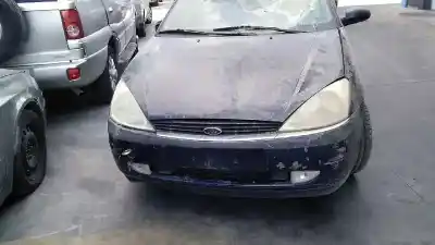 Vehículo de desguace FORD FOCUS BERLINA (CAK) Ghia del año 2000 con motor C9DA