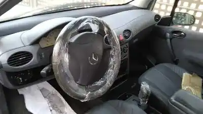 Véhicule à la ferraille mercedes-benz clase a (w168) 160 (168.033) de l'année 2000 alimenté 166960