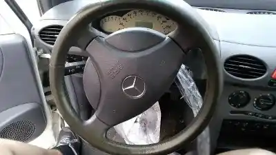 Véhicule à la ferraille mercedes-benz clase a (w168) 160 (168.033) de l'année 2000 alimenté 166960