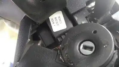 Здавання транспортного засобу peugeot 207 confort року 2009 потужний 9hx