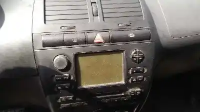 Здавання транспортного засобу seat cordoba berlina (6k2) stella року 1999 потужний agp