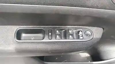 Véhicule à la ferraille peugeot 307 break / sw (s1) break xs de l'année 2005 alimenté 9hy