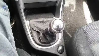 Véhicule à la ferraille peugeot 307 break / sw (s1) break xs de l'année 2005 alimenté 9hy