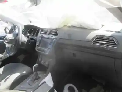 Verschrottungsfahrzeug volkswagen tiguan (5n1) advance des jahres 2017 angetrieben cze