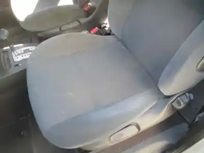 Veículo de Sucata ford galaxy (vy) trend do ano 2003 alimentado auy