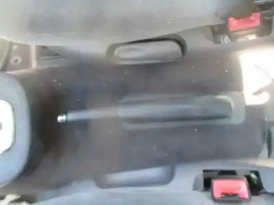 Veículo de Sucata ford galaxy (vy) trend do ano 2003 alimentado auy