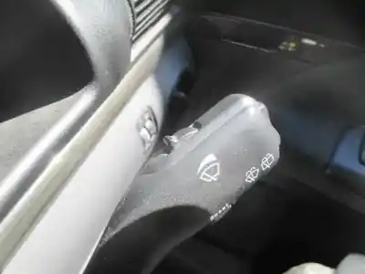 Veículo de Sucata ford galaxy (vy) trend do ano 2003 alimentado auy