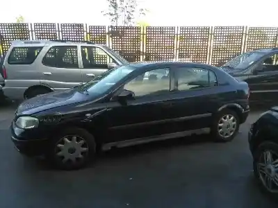 Verschrottungsfahrzeug opel astra g berlina club des jahres 1999 angetrieben x16szr