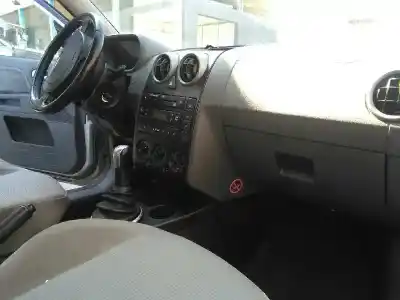 Veículo de Sucata ford fusion (cbk) ambiente do ano 2003 alimentado f6ja