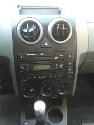 Veículo de Sucata ford fusion (cbk) ambiente do ano 2003 alimentado f6ja