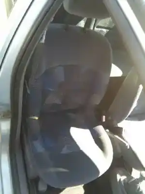 Veicolo di demolizione renault clio ii fase i (b/cbo) 1.2 dell'anno 1999 alimentato d7f d7
