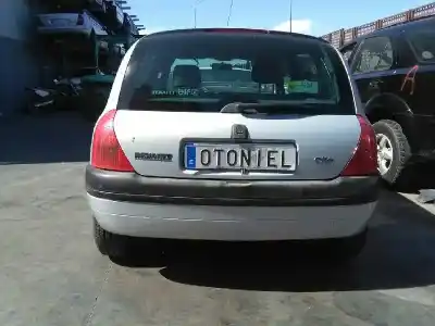 Veicolo di demolizione renault clio ii fase i (b/cbo) 1.2 dell'anno 1999 alimentato d7f d7