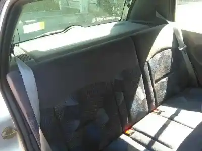 Veicolo di demolizione renault clio ii fase i (b/cbo) 1.2 dell'anno 1999 alimentato d7f d7