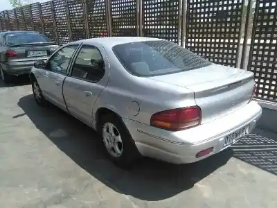 Scrapping Vehicle chrysler stratus berlina (ja) 2.0 le of the year 2000 powered g c o 2.0l