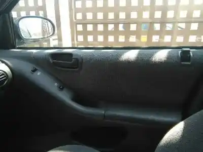 Scrapping Vehicle chrysler stratus berlina (ja) 2.0 le of the year 2000 powered g c o 2.0l