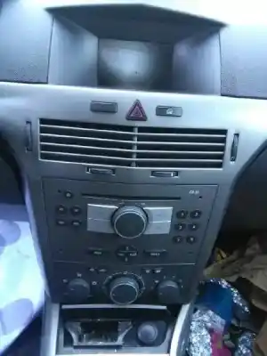 Здавання транспортного засобу opel astra h berlina cosmo року 2006 потужний z16xep