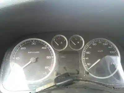 Scrapping Vehicle peugeot 307 break / sw (s1) break xs of the year 2003 powered rhs